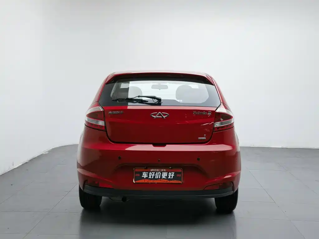 Chery Fengyun 2 2015 2013 Hatchback 1.5L AMT Sharp Edition