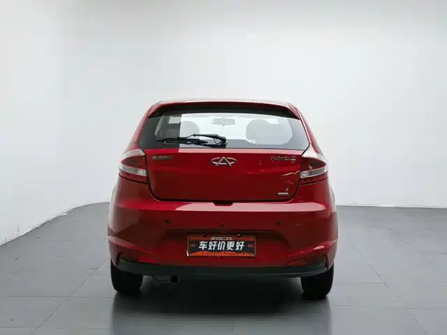Chery Fengyun 2 2013 Hatchback 1.5L AMT Sharp Edition — фото 4