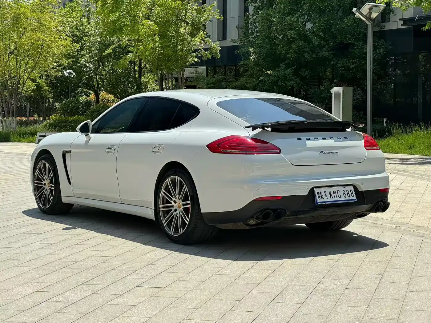 Porsche Panamera 2016 Panamera Edition 3.0T фото 6