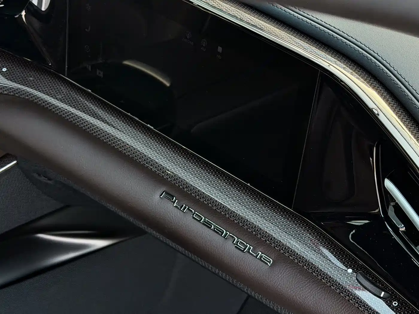 Ferrari Purosangue 2024 2023 6.5L V12