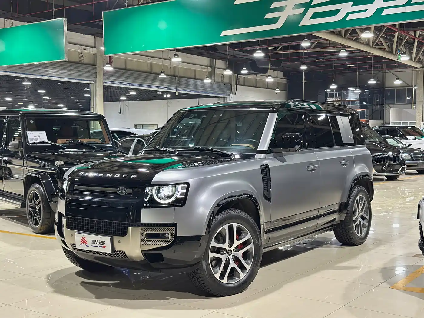 Land Rover Defender 2022 110 P400 X
