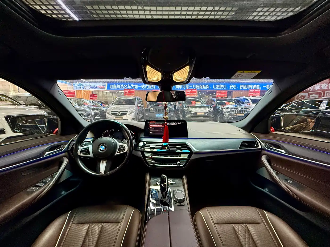 BMW 5 Series 2021 530Li Leading M Sport Package фото 12