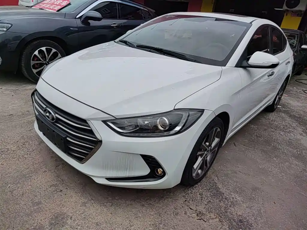 Hyundai Elantra 2016 Model 1.6L Automatic Smart Elite