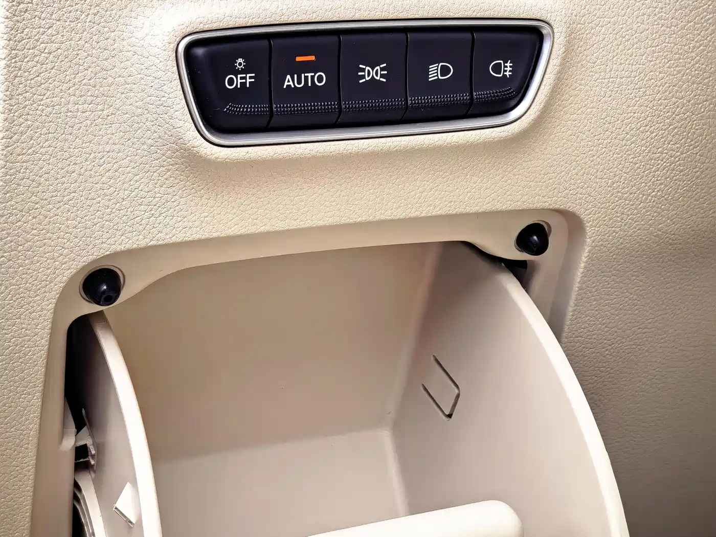 Voyah Auto Voyah Dreamer 2024 PHEV Extended Range Premium Edition фото 14