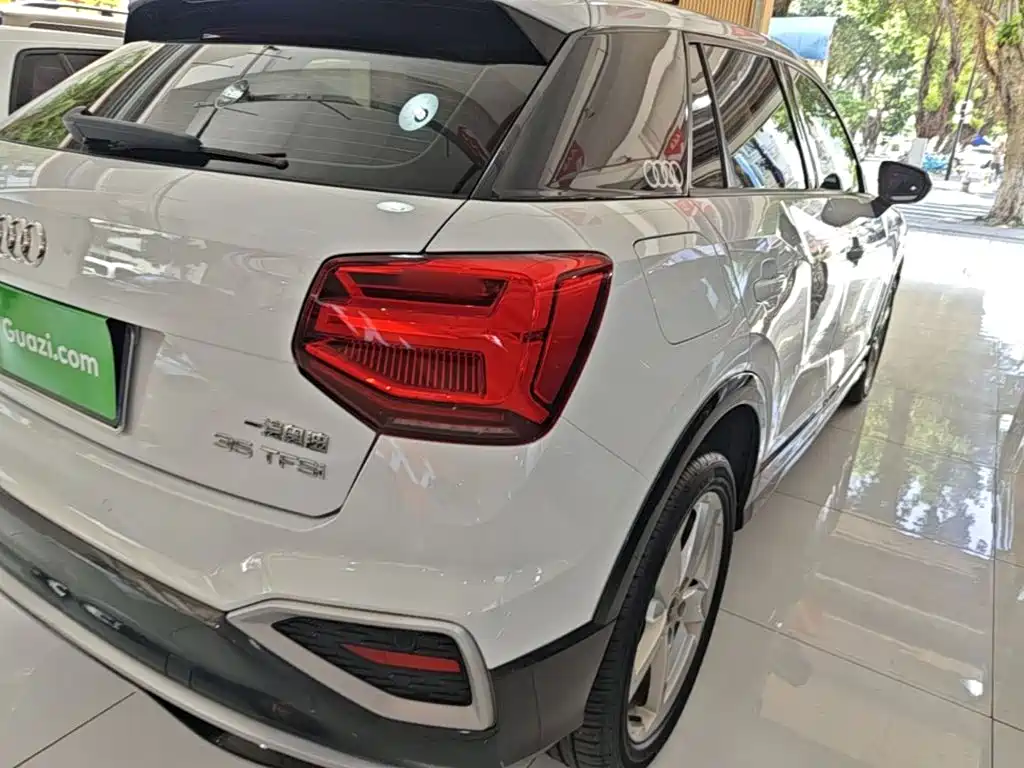 Фото 8 - Audi Q2L