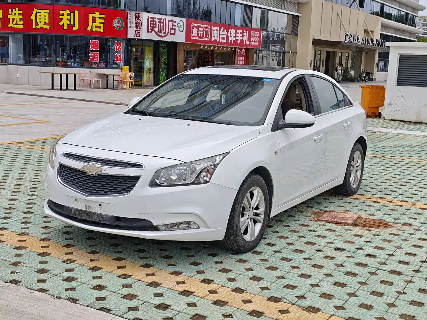 Chevrolet Cruze 2015 1.5L Classic SE AT
