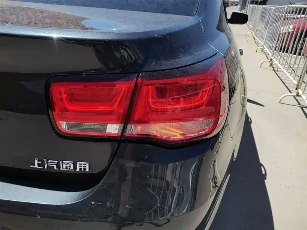 Chevrolet Malibu 2018 530T Automatic Luxury Edition фото 8