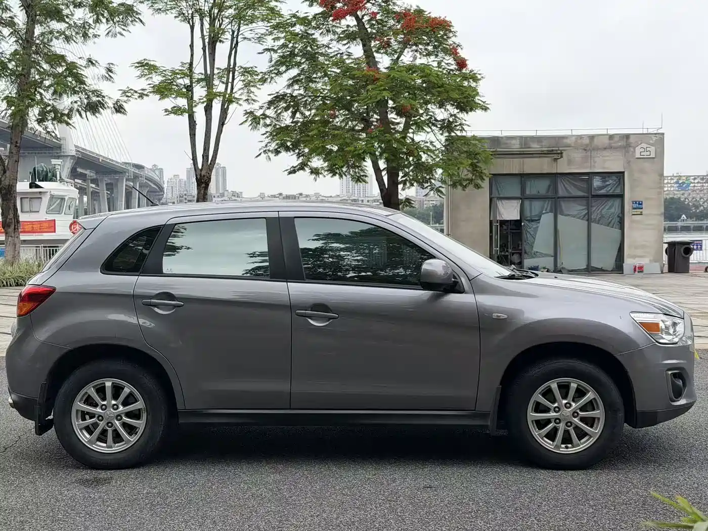 Mitsubishi ASX 2013 2.0L CVT 2WD Elite фото 7