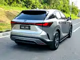 Фото 7 - Lexus RX