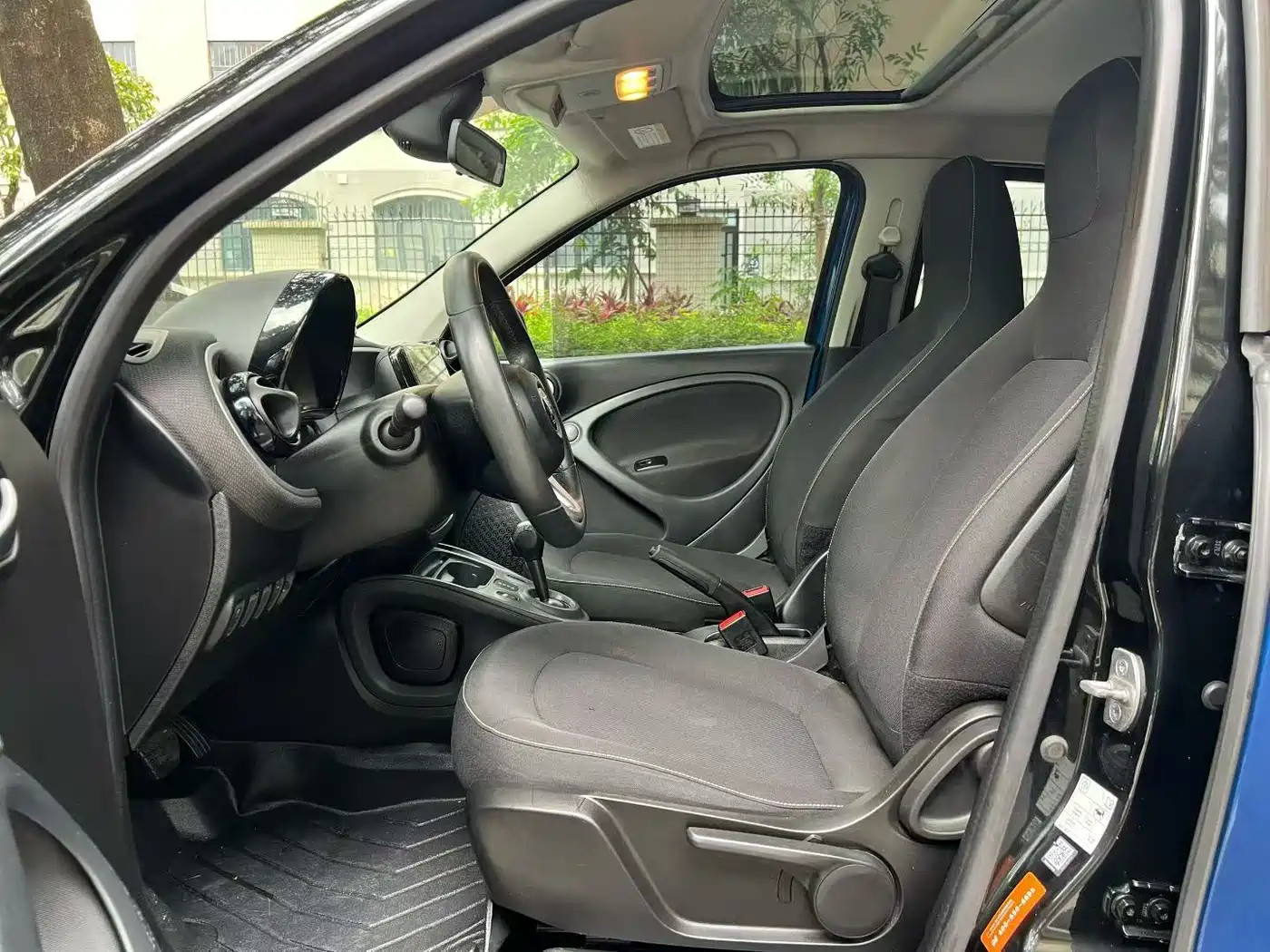 smart forfour 2018 2018 1.0L 52kW Passion Edition