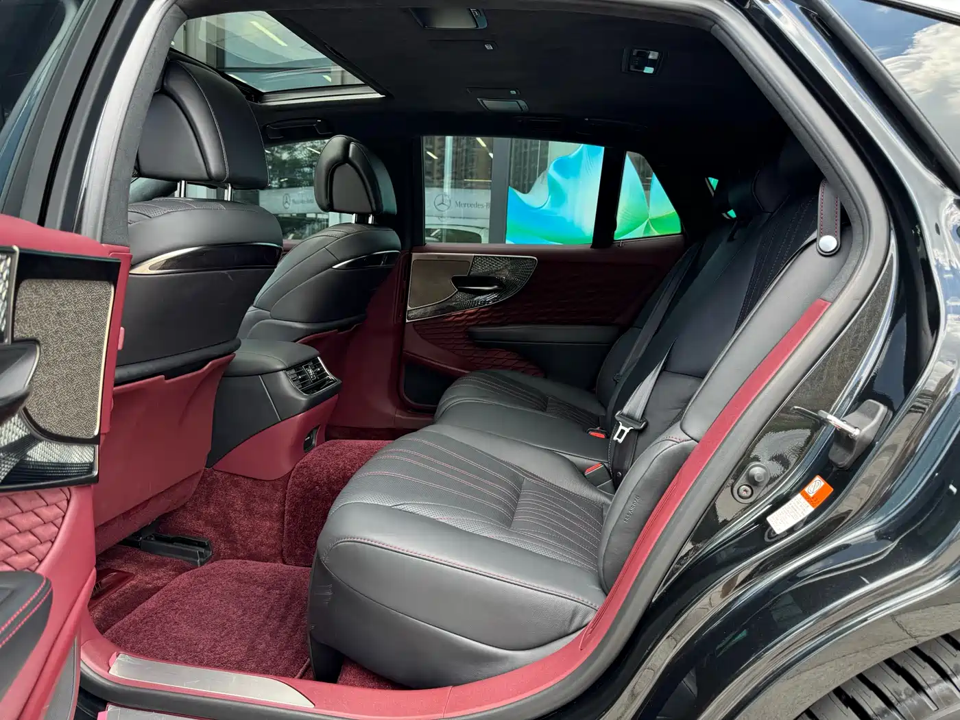 Lexus LS 2021 500h Executive Edition фото 9