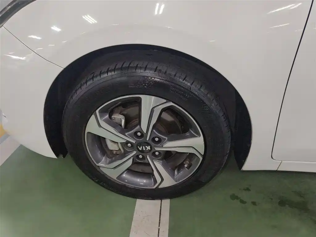 Kia K3 2019 1.5L CVT Smart Connect Edition фото 25
