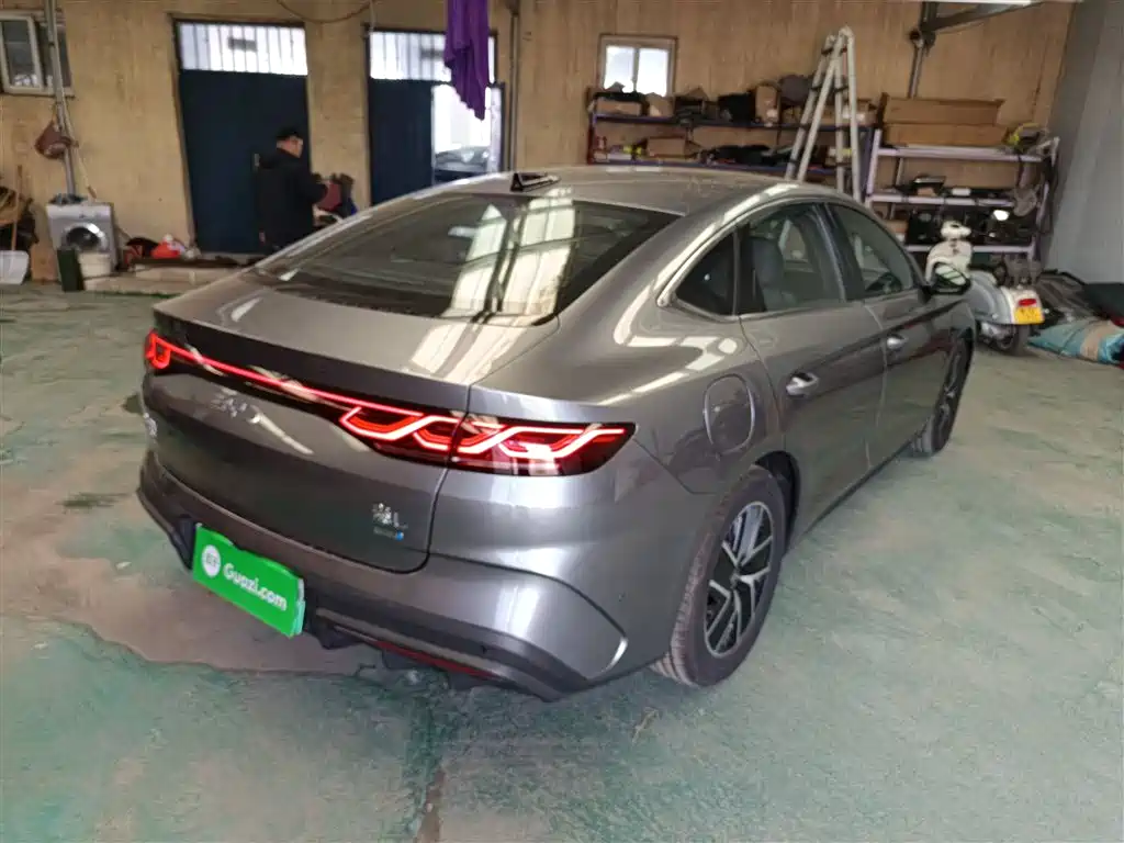 BYD Qin L 2025 DM-i Smart Drive 80KM Premium фото 7
