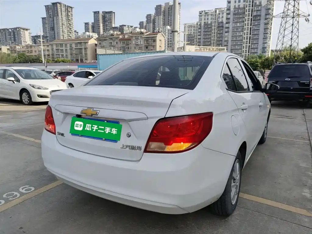 Chevrolet Sail 2015 Sail 3 1.5L Manual Ideal Sunroof Edition фото 7