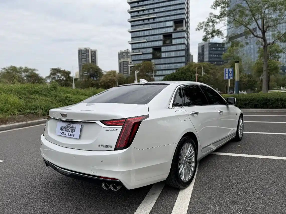 Фото 6 - Cadillac CT6