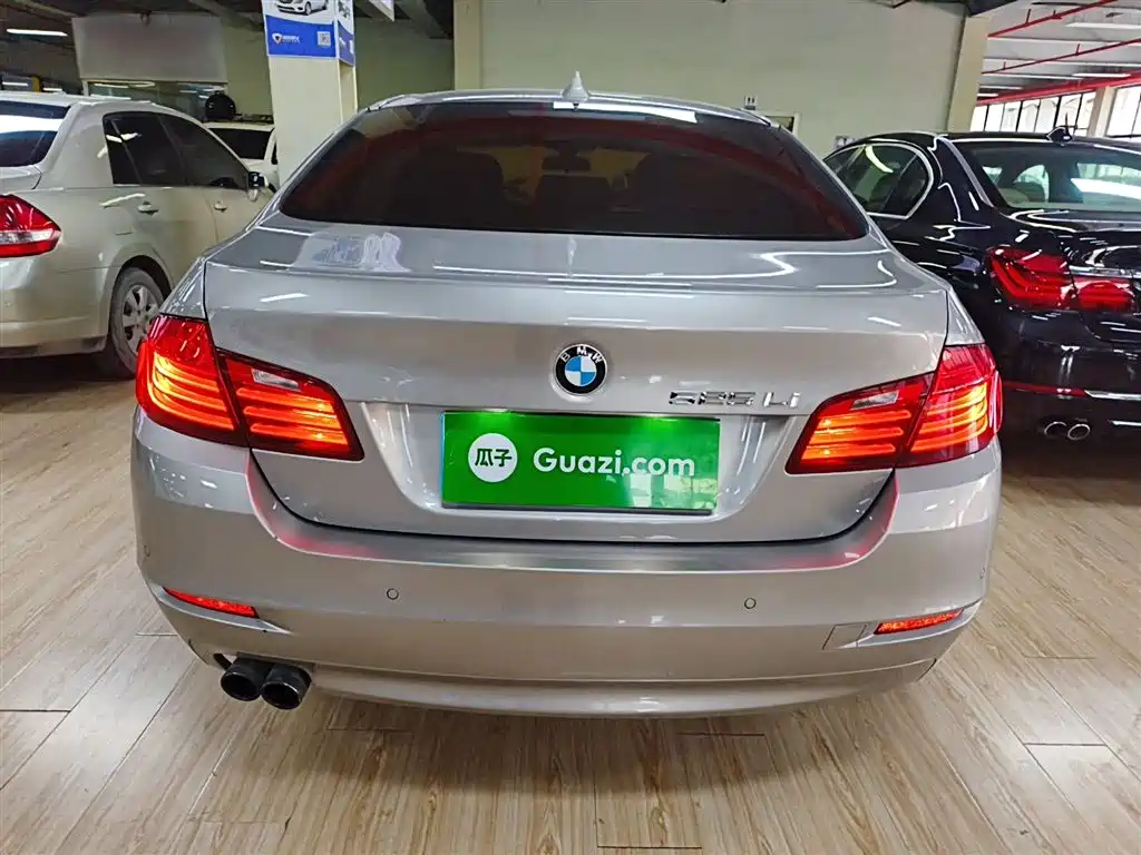 BMW 5 Series 2014 525Li Leading фото 4