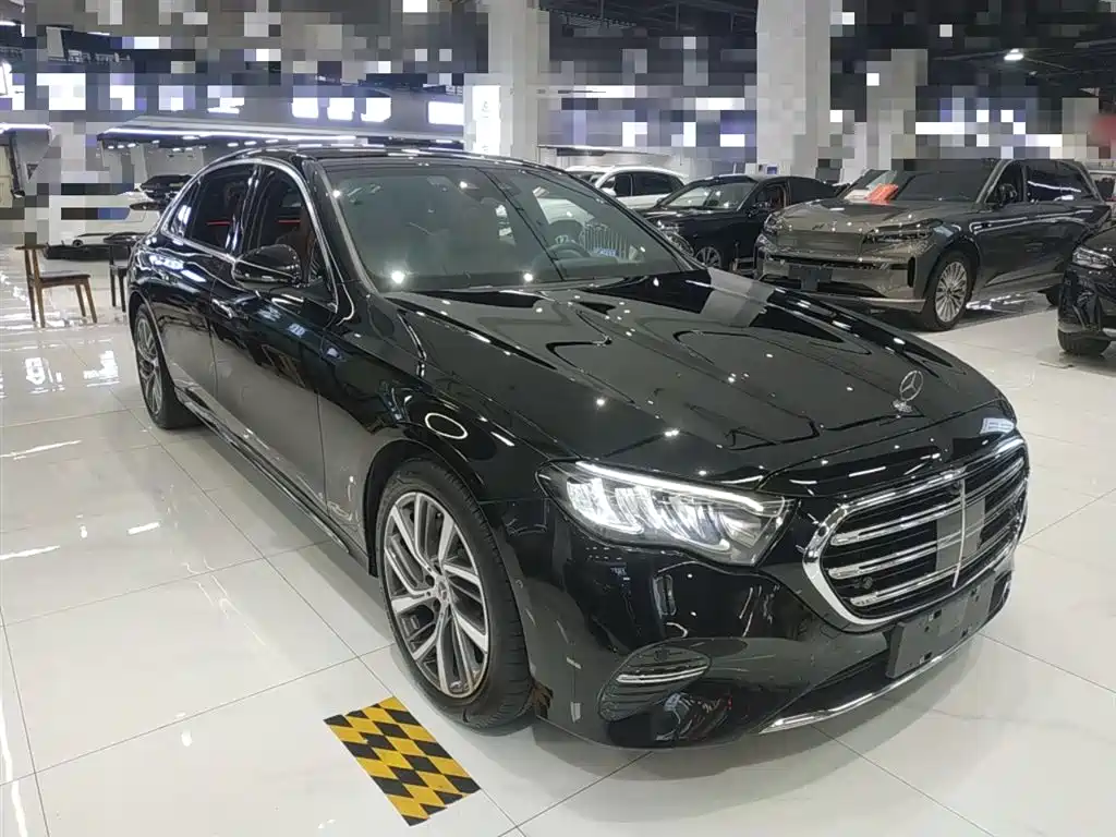 Mercedes-Benz E-Class 2024 E 300 L Fashion фото 22