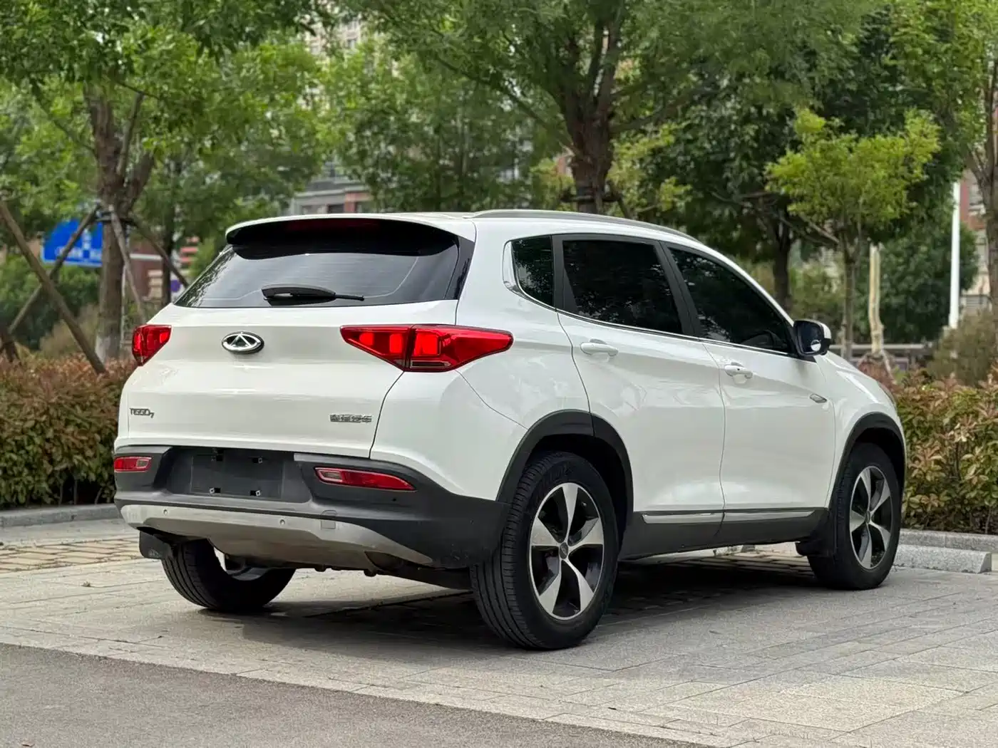 Chery Tiggo 7 2017 2016 2.0L CVT Premium Edition