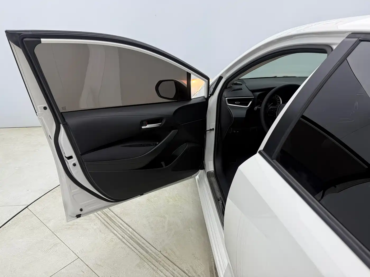 Toyota Corolla 2021 1.2T S-CVT Elite Edition фото 21