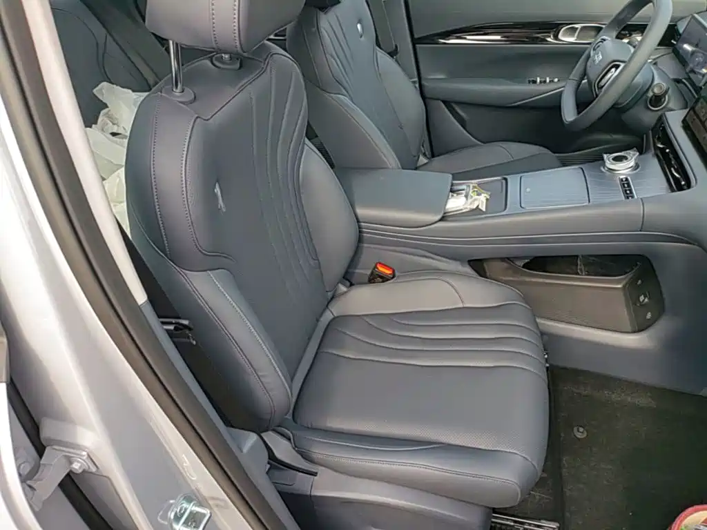 Geely Galaxy Galaxy E5 2026 2026 530km Voyager Edition