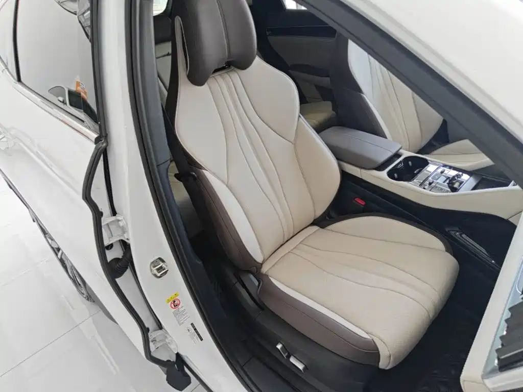 BYD Song PLUS PHEV 2026 2025 DM-i 112KM Honor