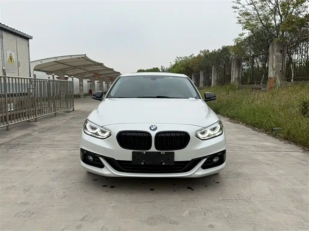 BMW 1 Series 2017 118i Design Package фото 24