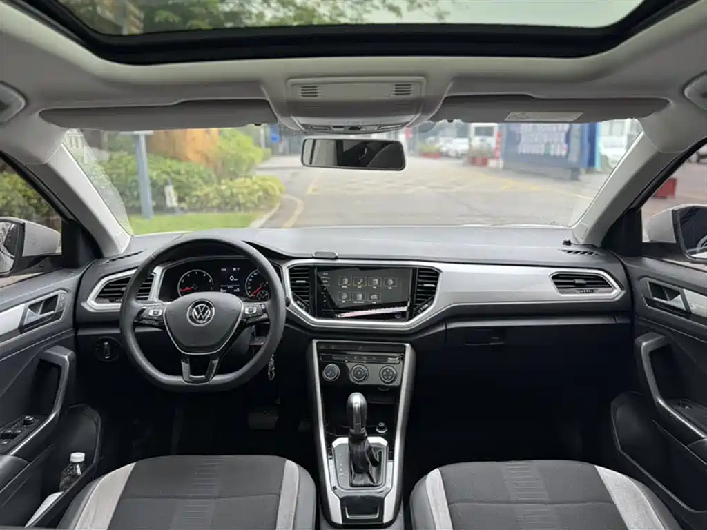 Volkswagen T-ROC 2021 Facelift 280TSI DSG 2WD Elite Smart Connect Edition фото 12