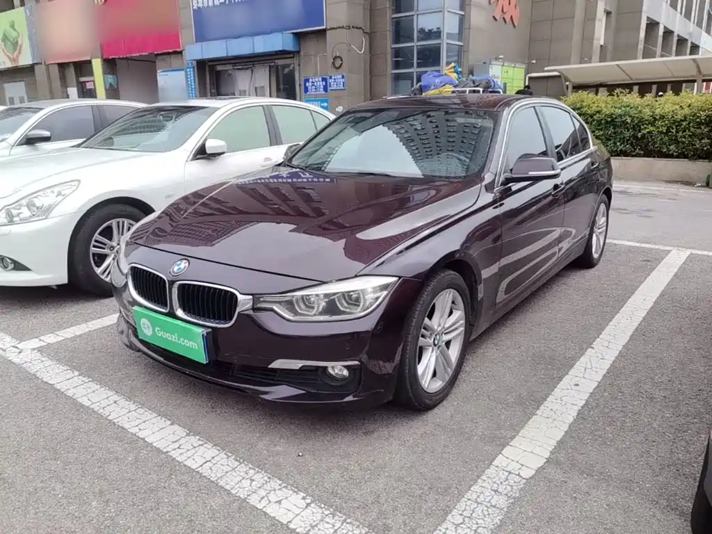 Photo 2 - BMW 3 Series