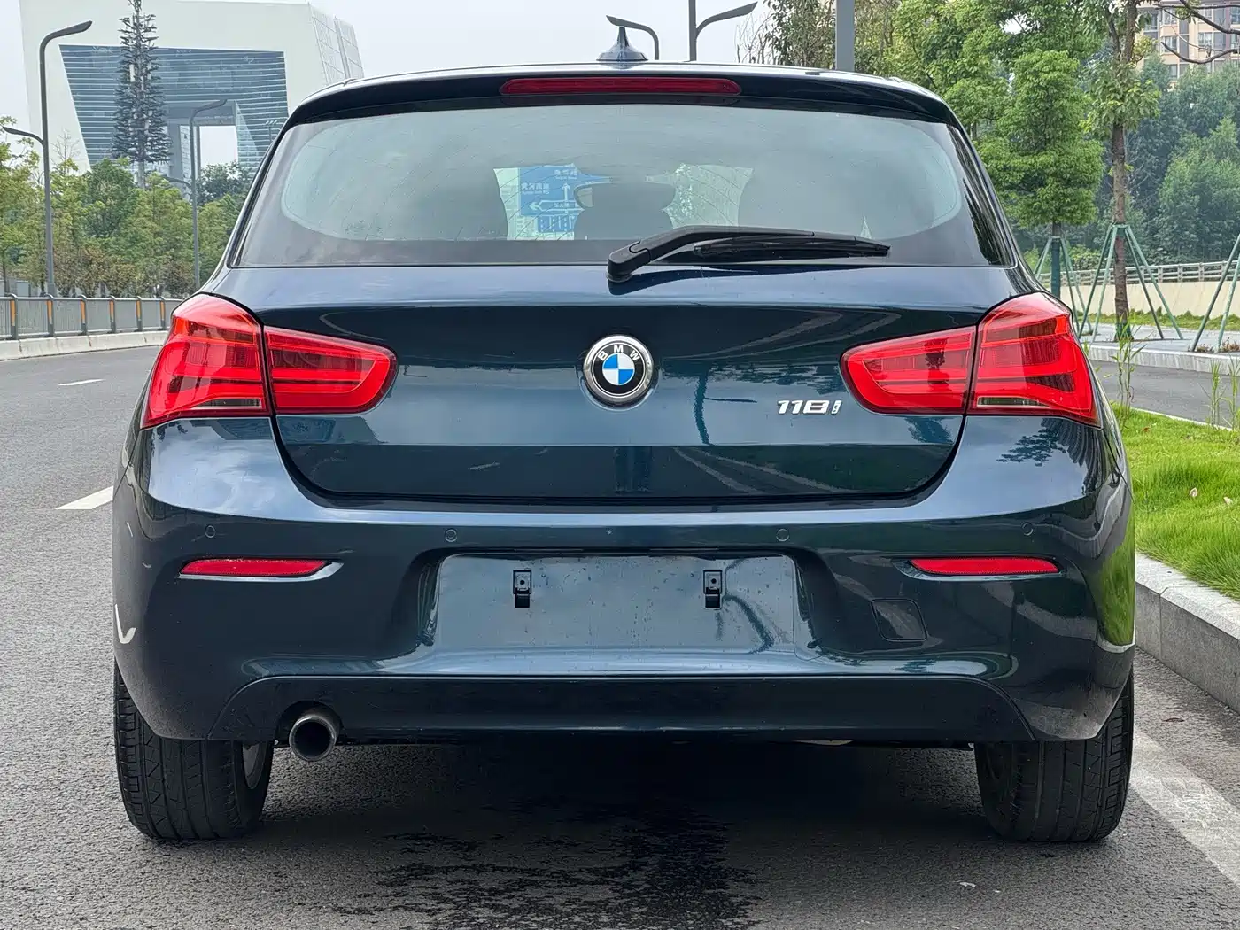 BMW 1 Series (Import) 2016 2015 118i Leading