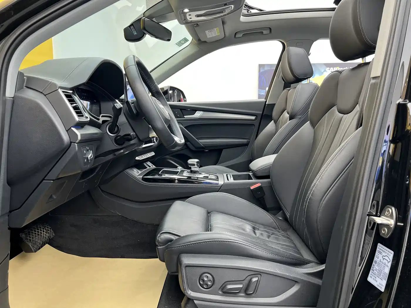 Audi Q5L 2022 40T Luxury Dynamic фото 5