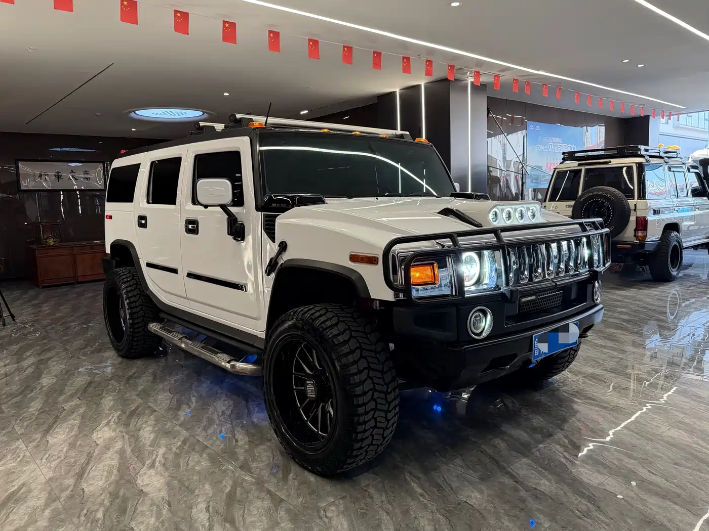Hummer H2 2004 6.0 AT фото 2