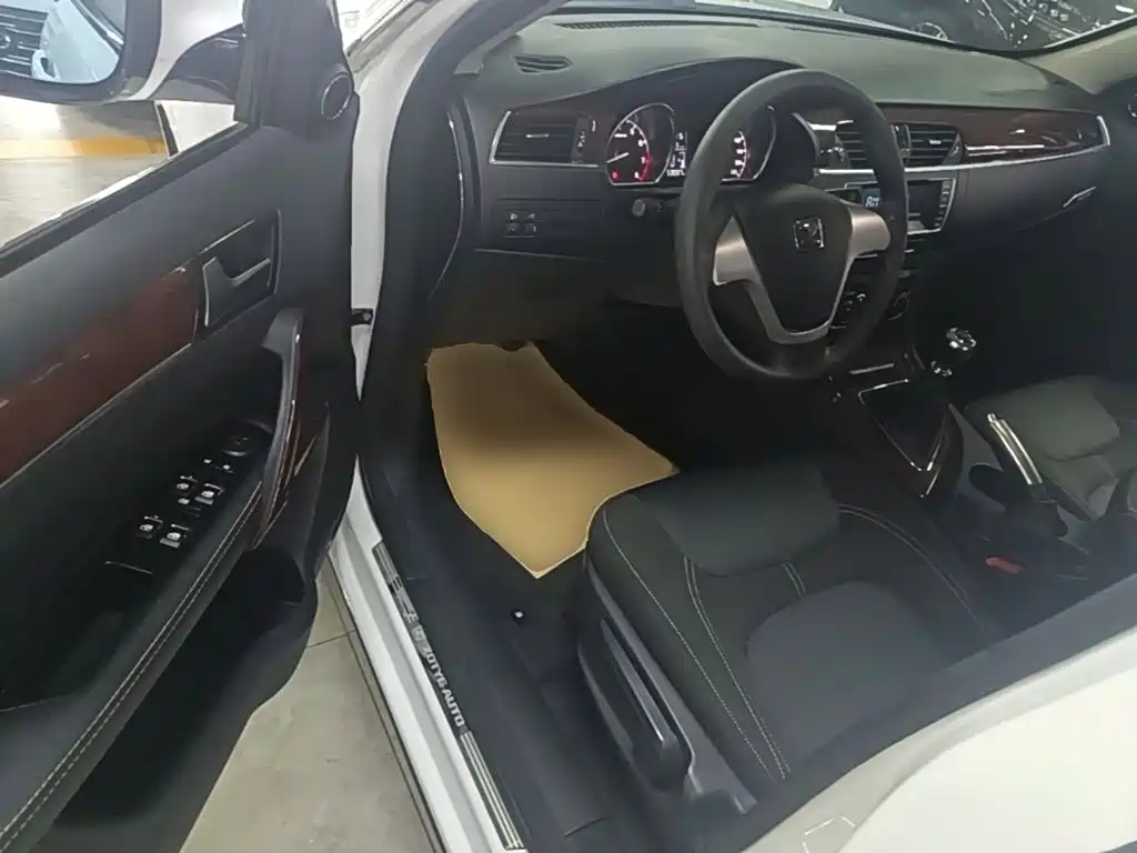 Zotye T600 2017 2015 1.5T Manual Elite