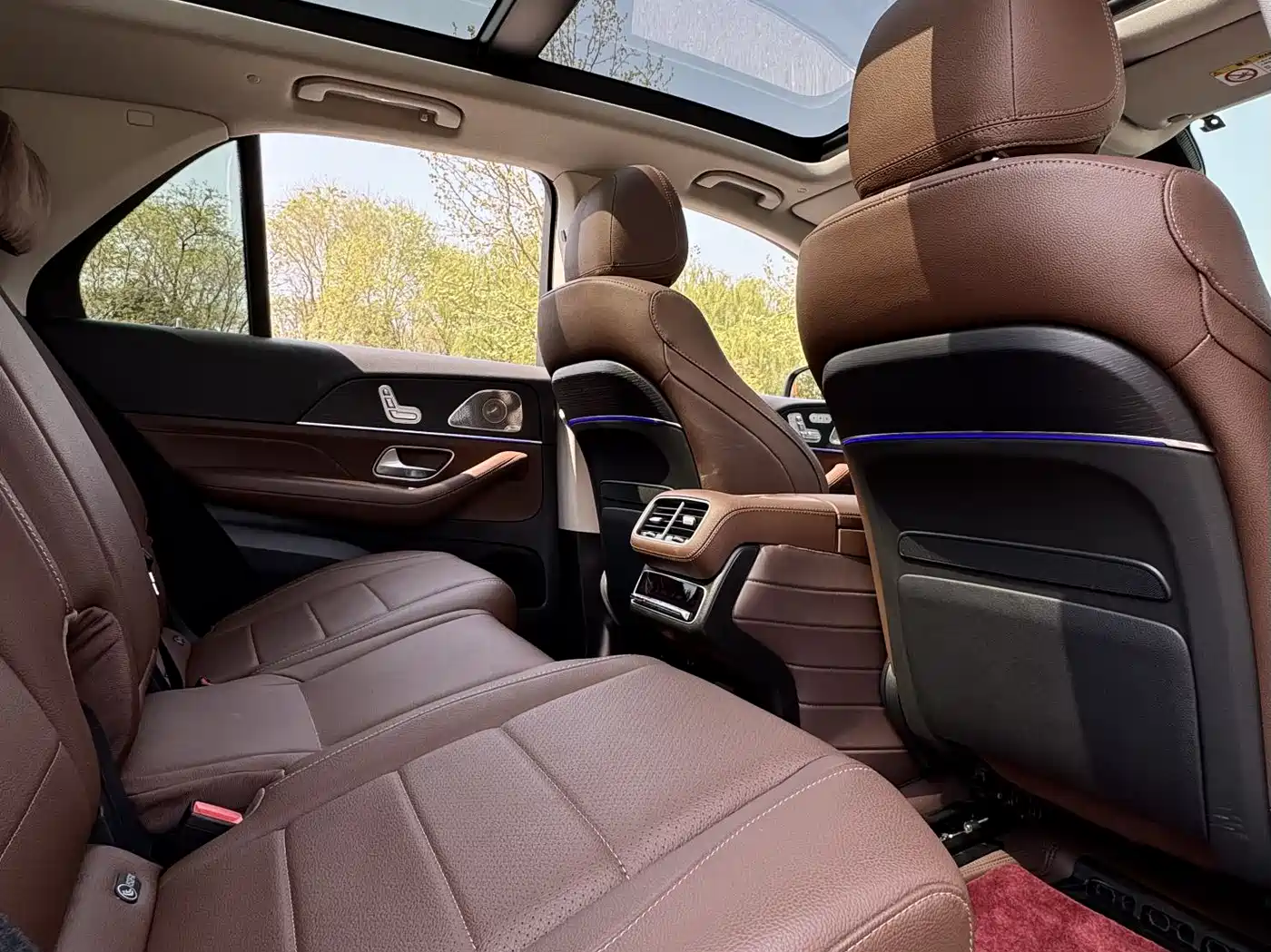 Mercedes-Benz GLE 2024 GLE 450 4MATIC Luxury фото 19