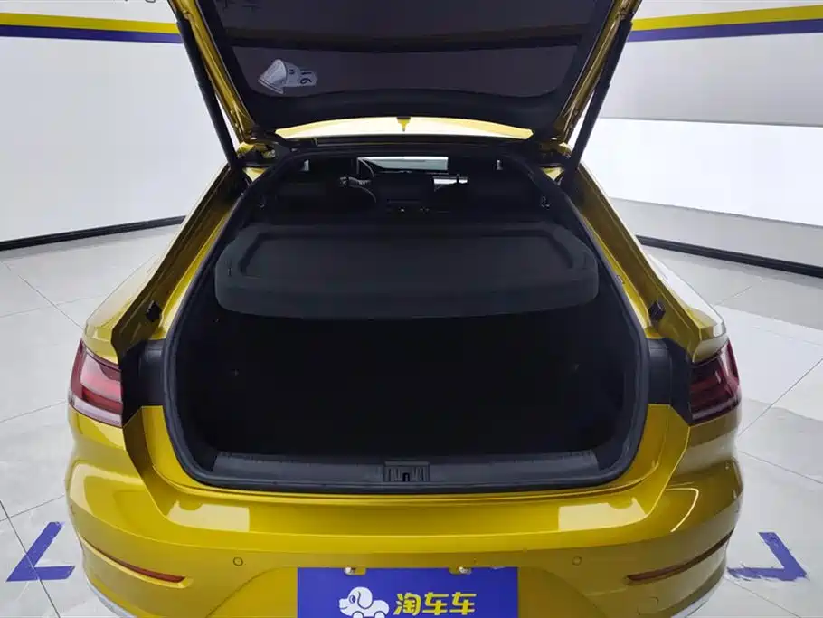 Volkswagen FAW-Volkswagen CC 2019 330TSI Charm Edition China VI фото 4