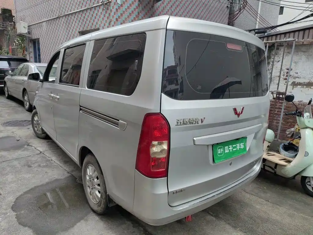 Wuling Motors Wuling Rongguang V 2016 2016 1.5L Standard