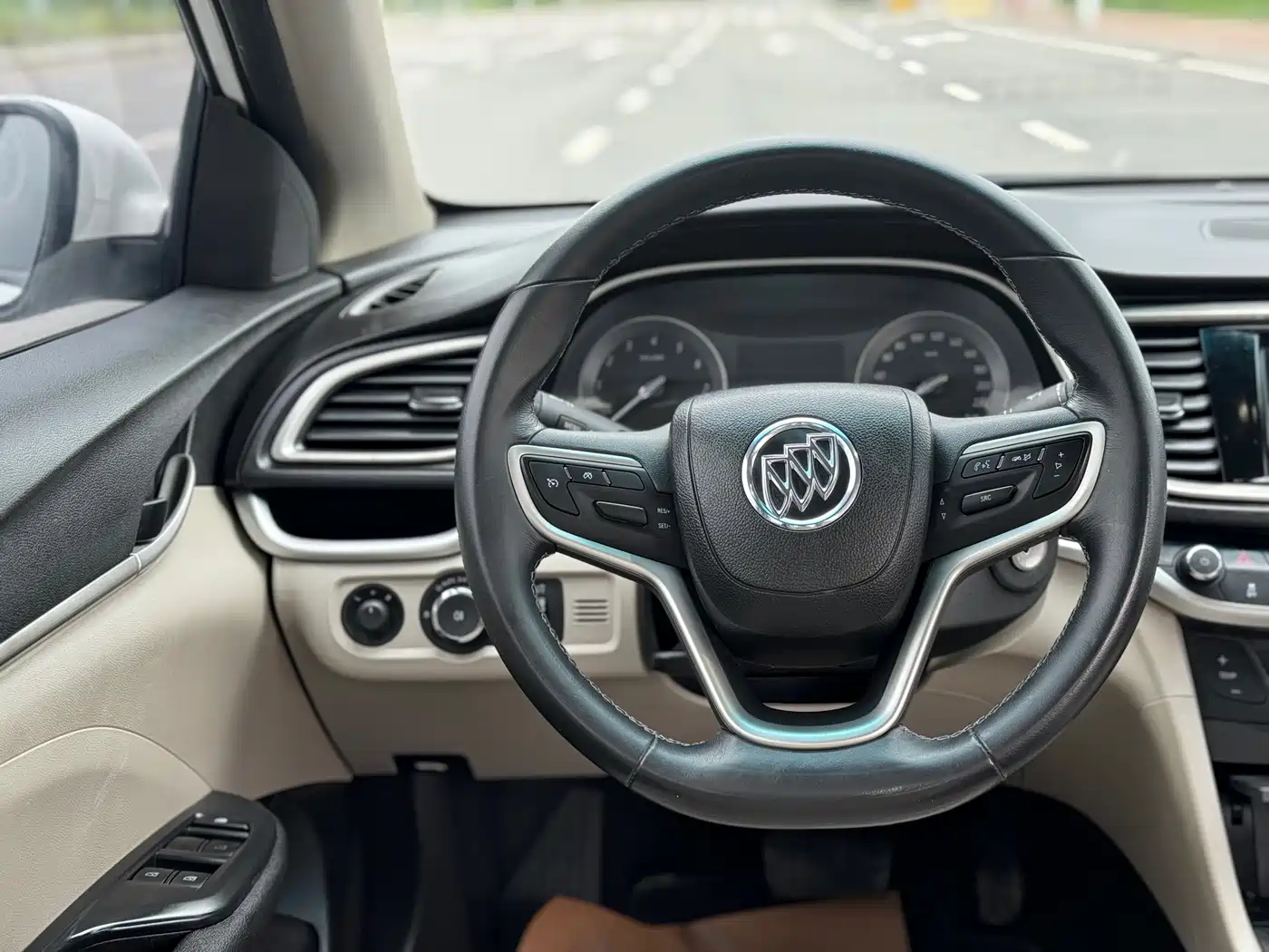 Buick Excelle 2019 15T DCT Connected Elite (China V) фото 10