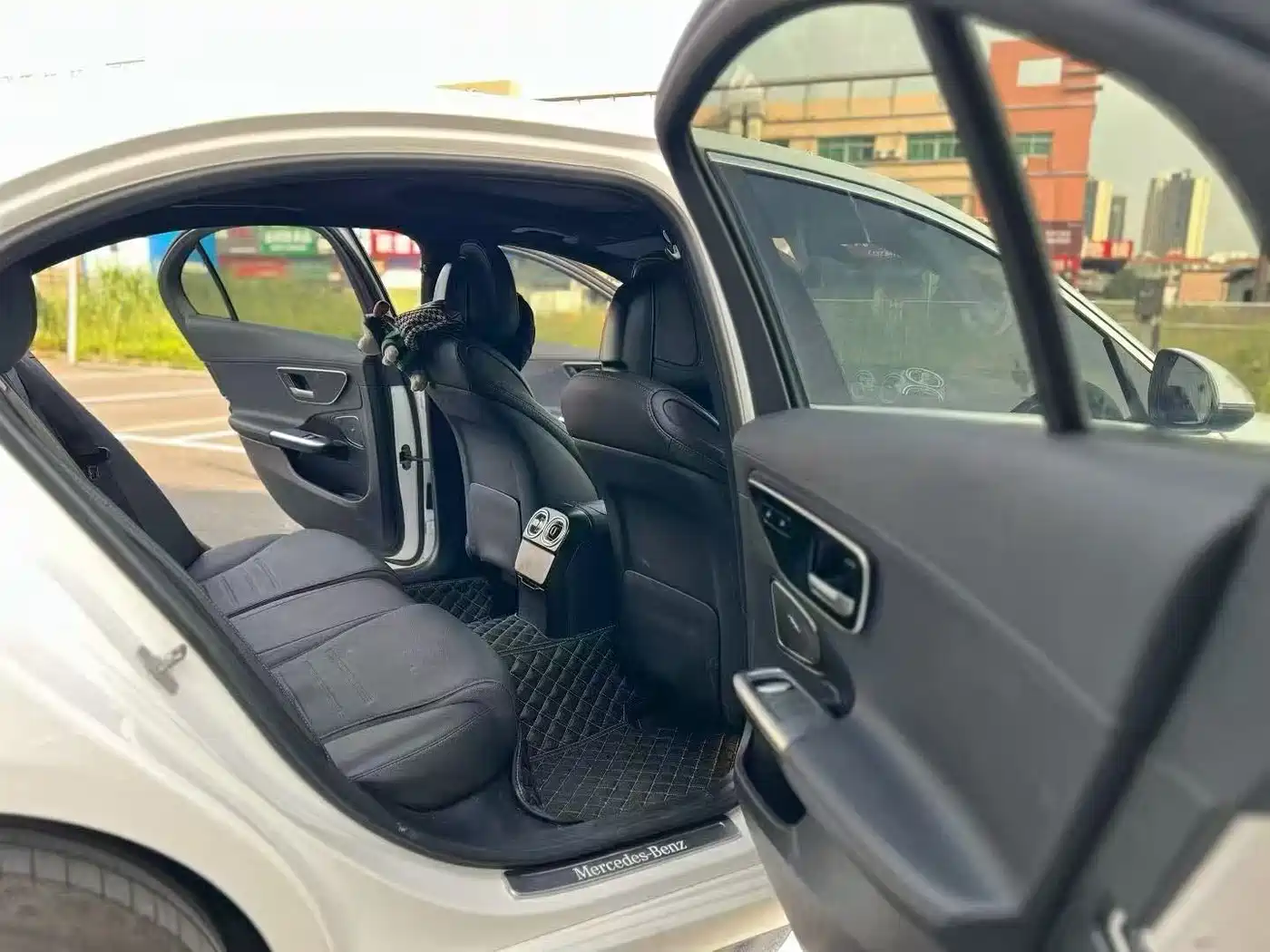 Mercedes-Benz C-Class 2024 C 260 L Sport фото 6
