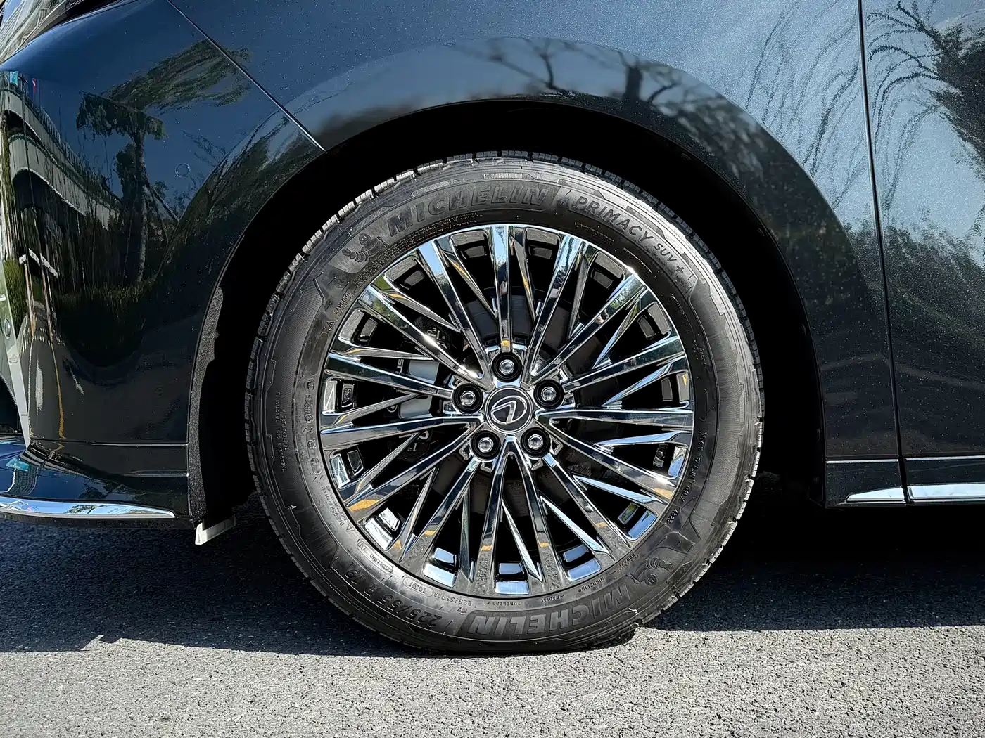 Lexus LM 2024 2023 500h 6-Seater Prestige Edition