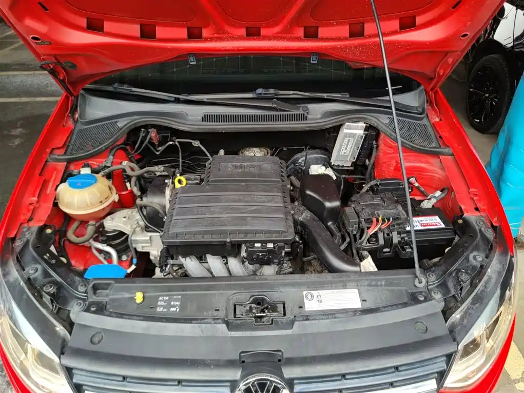 Volkswagen Polo 2016 1.6L Automatic Comfort фото 16
