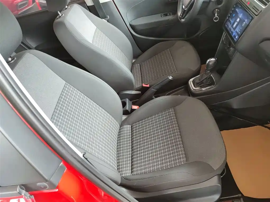 Volkswagen Polo 2016 1.6L Automatic Comfort фото 20