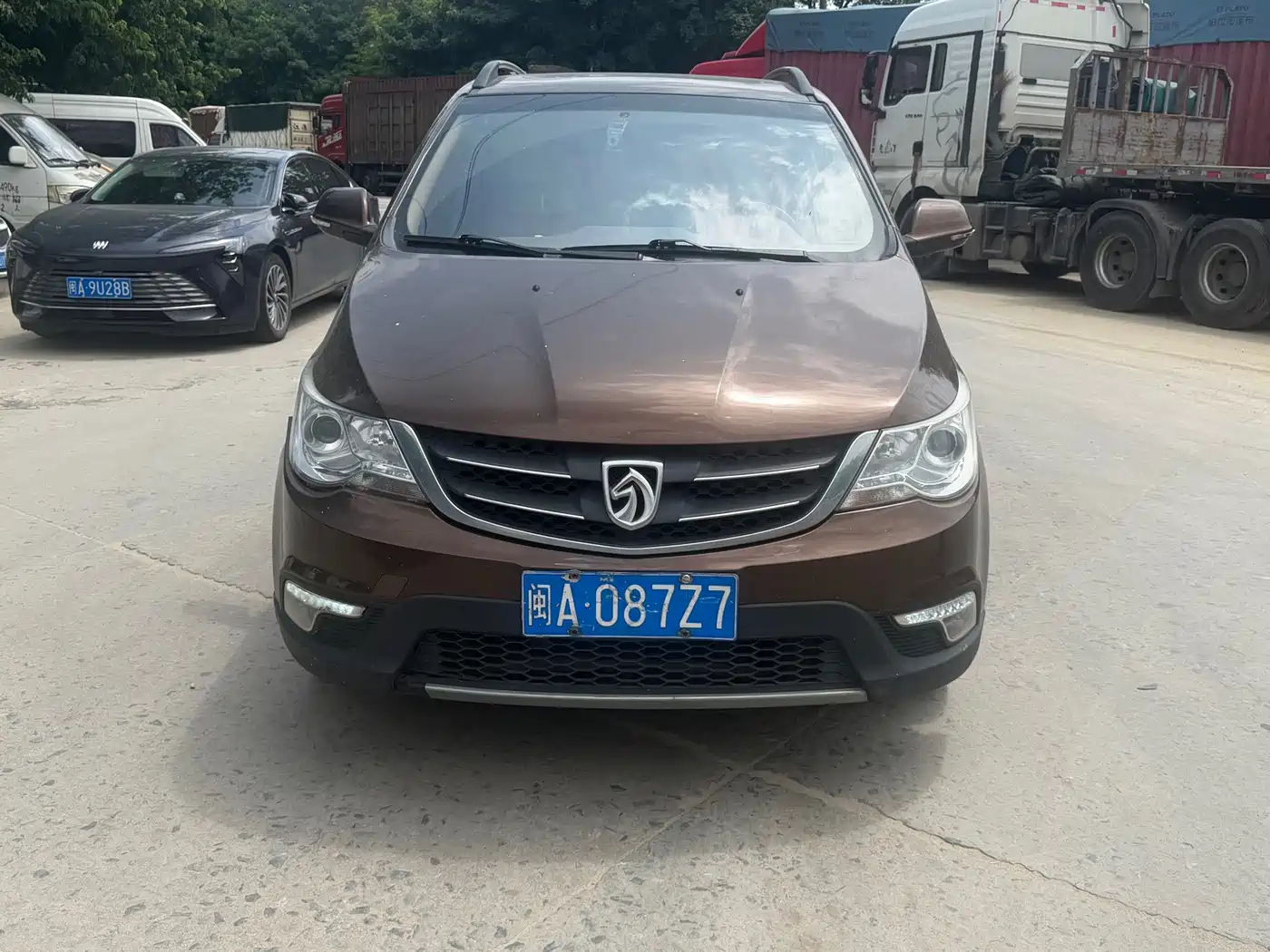 Фото 1 - Baojun 730