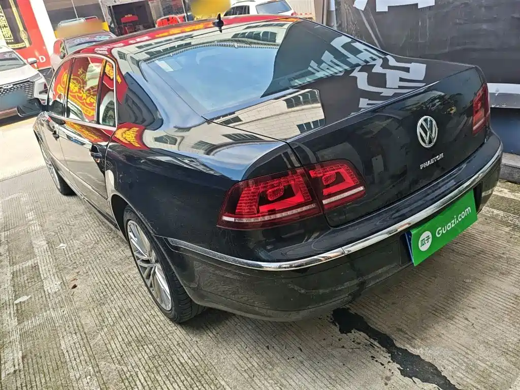 Volkswagen Phaeton 2015 Model 3.0L Exclusive Edition фото 5