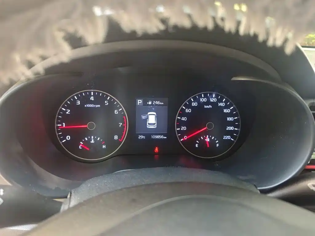 Kia KX CROSS 2018 2017 1.4L AT GLS