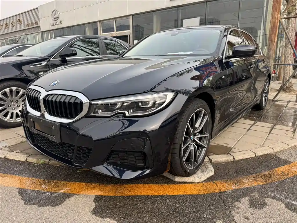 BMW 3-SERIES