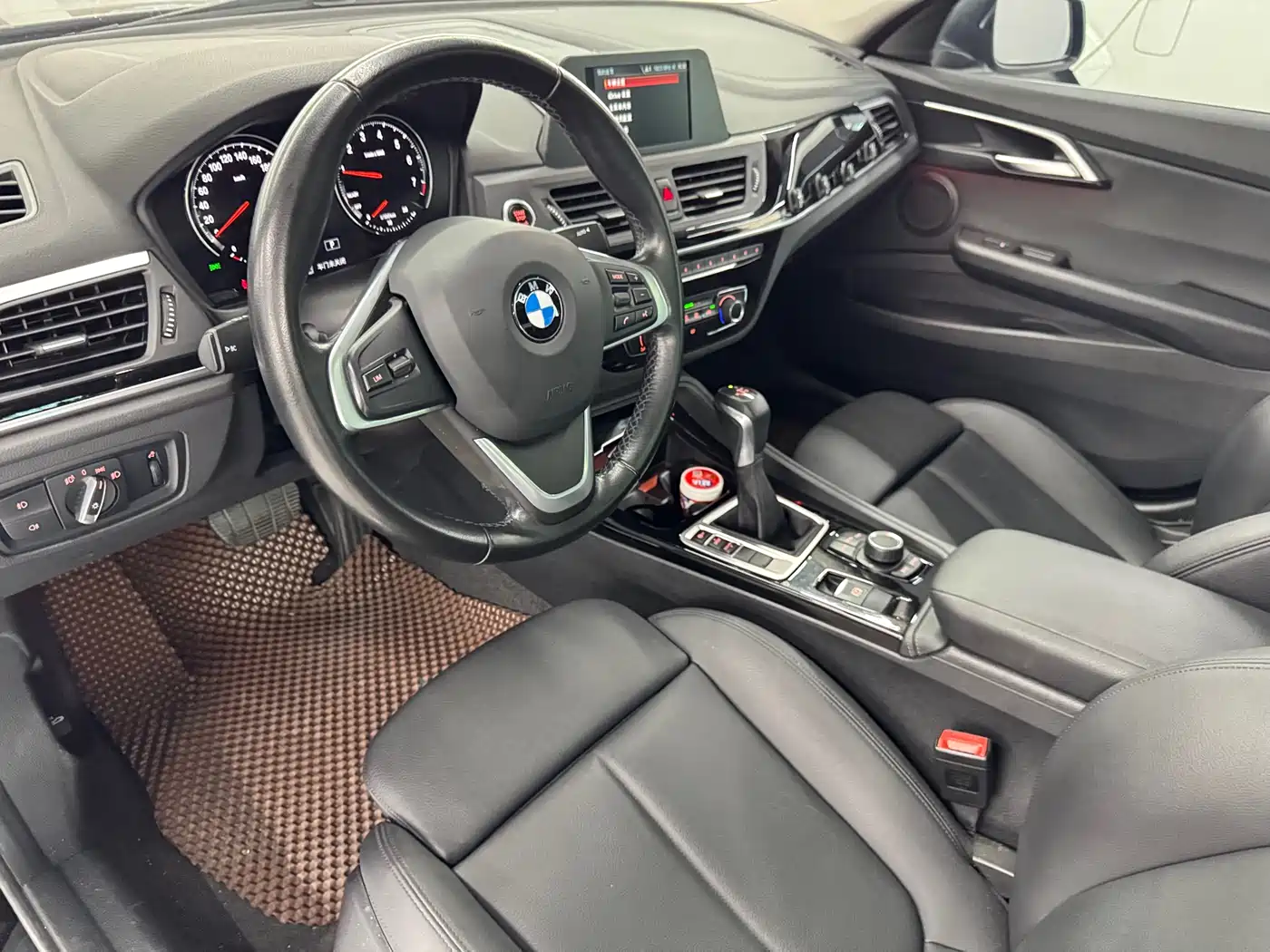 BMW 1 Series 2018 Facelift 118i Sport фото 7