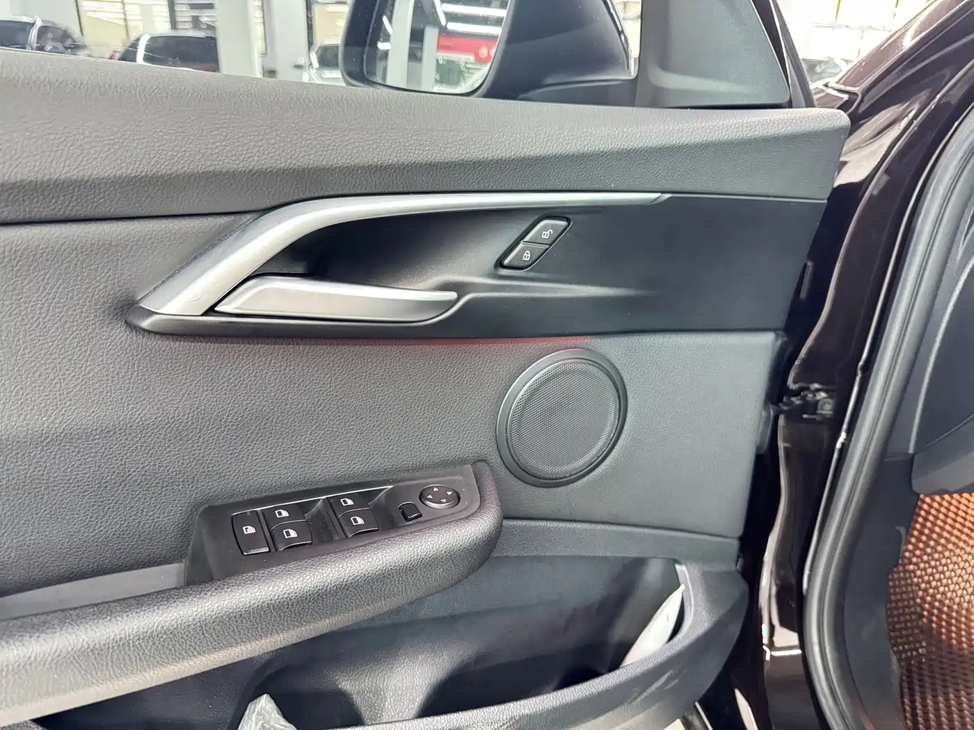 BMW 1 Series 2018 Facelift 118i Sport фото 15