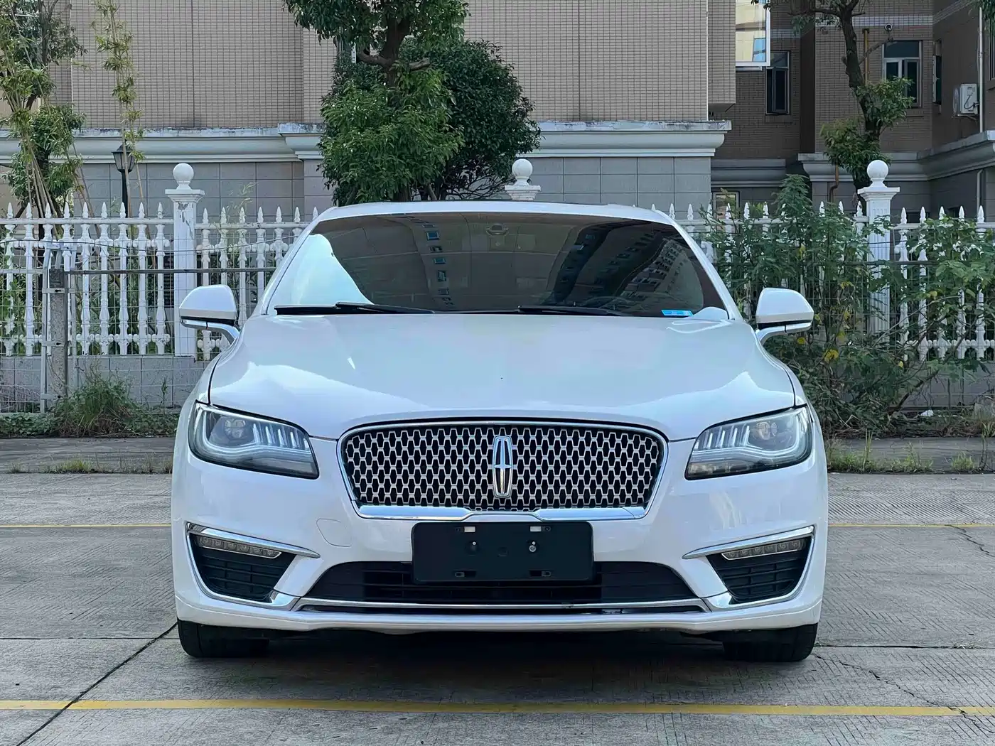 2021 Lincoln MKZ