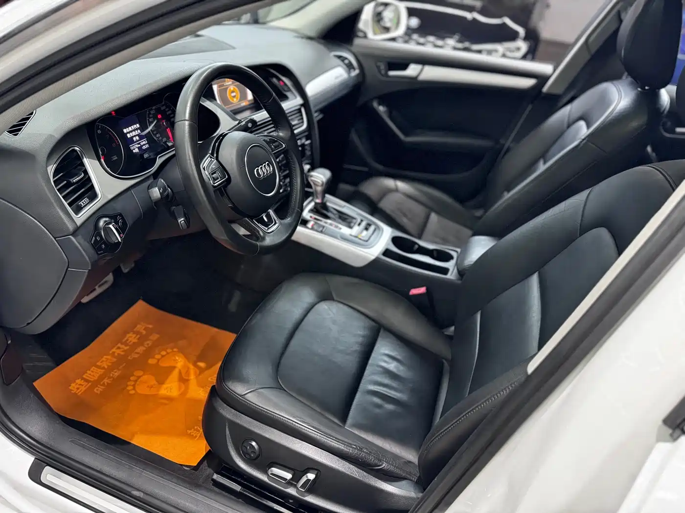 Audi A4L 2015 45 TFSI quattro Individual Sport фото 10