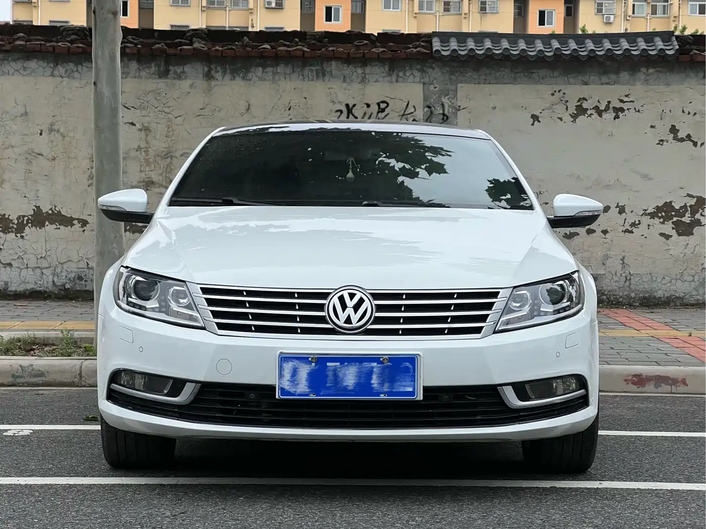 Volkswagen FAW-Volkswagen CC 2015 1.8TSI Luxury фото 2