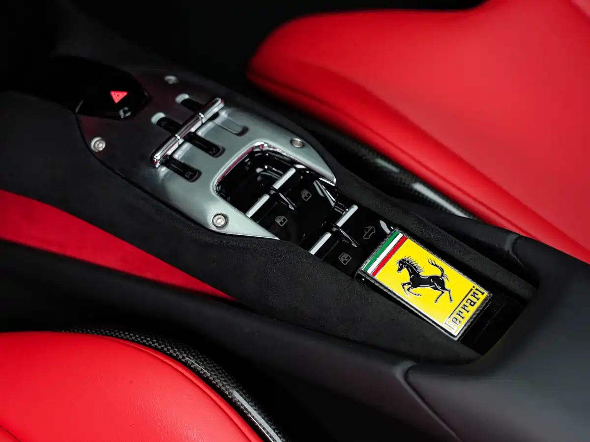 Ferrari 296 2024 2022 3.0T V6 GTS